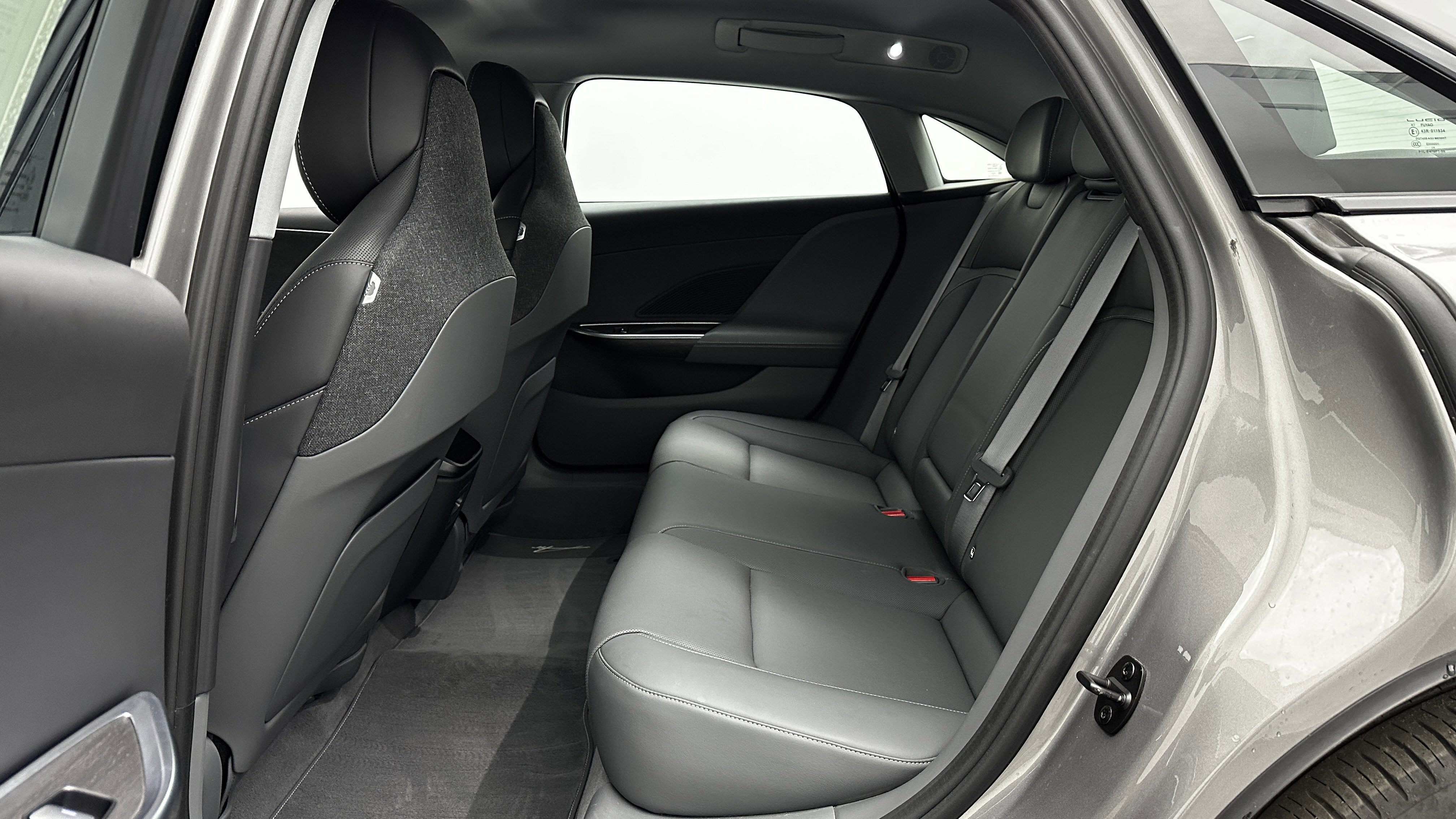 Used 2025 Lucid Air Pure image 23