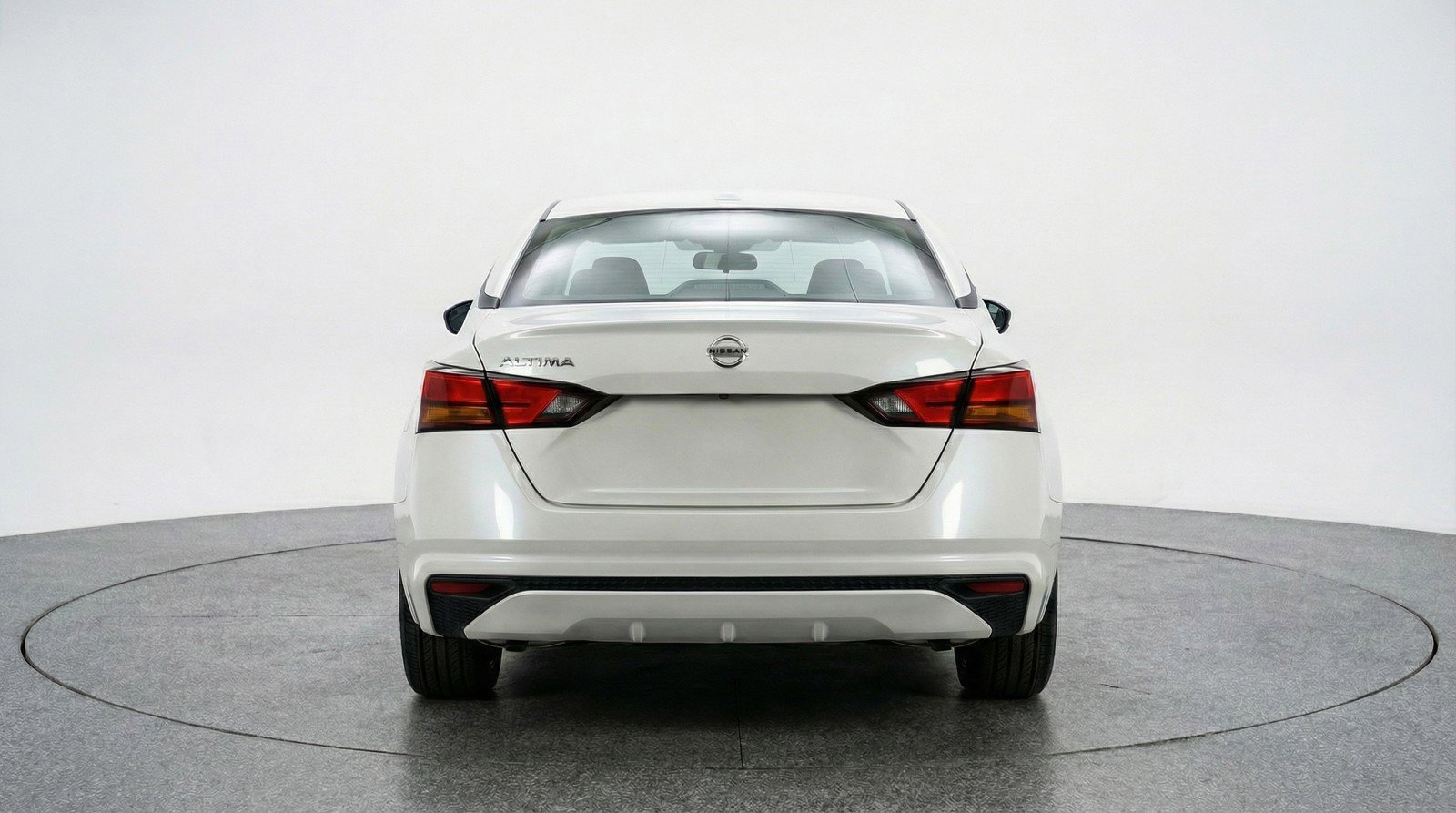 Used 2025 Nissan Altima 2.5 SV FWD image 7