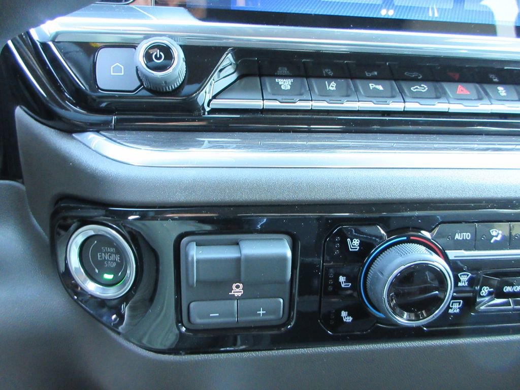 New 2026 Chevrolet Silverado 3500 LTZ w/ LTZ Premium Package image 35