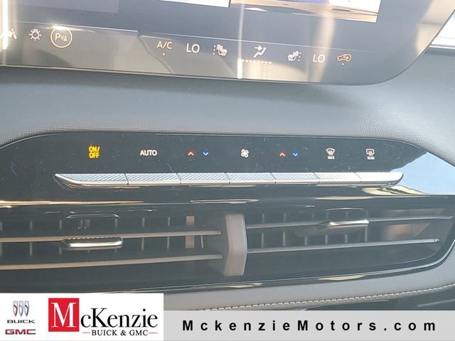 New 2026 Buick Enclave Sport Touring w/ LPO, Floor Liner Package AWD/4WD image 17