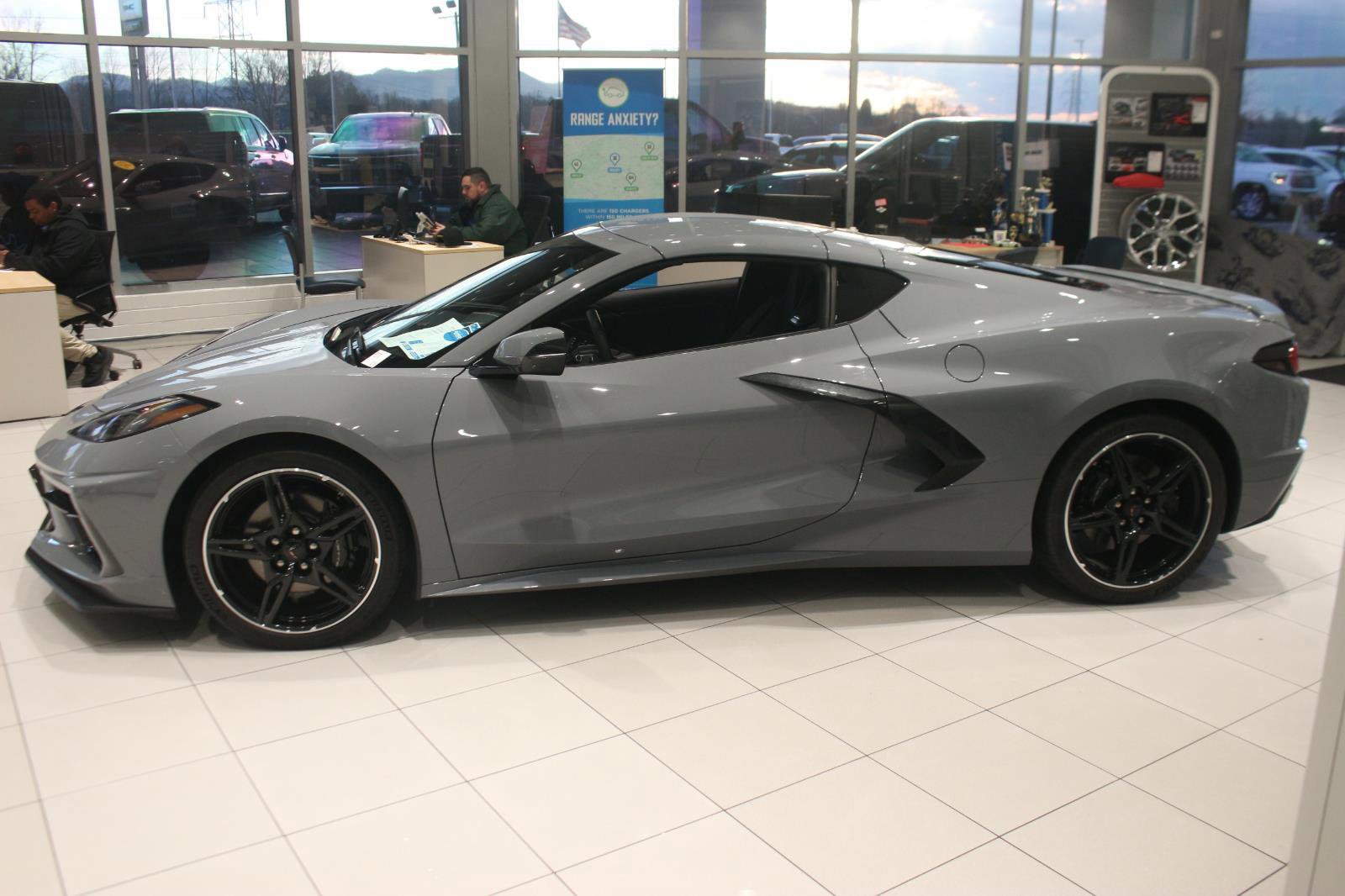 Used 2025 Chevrolet Corvette Stingray Coupe w/ Battery Protection Package image 4