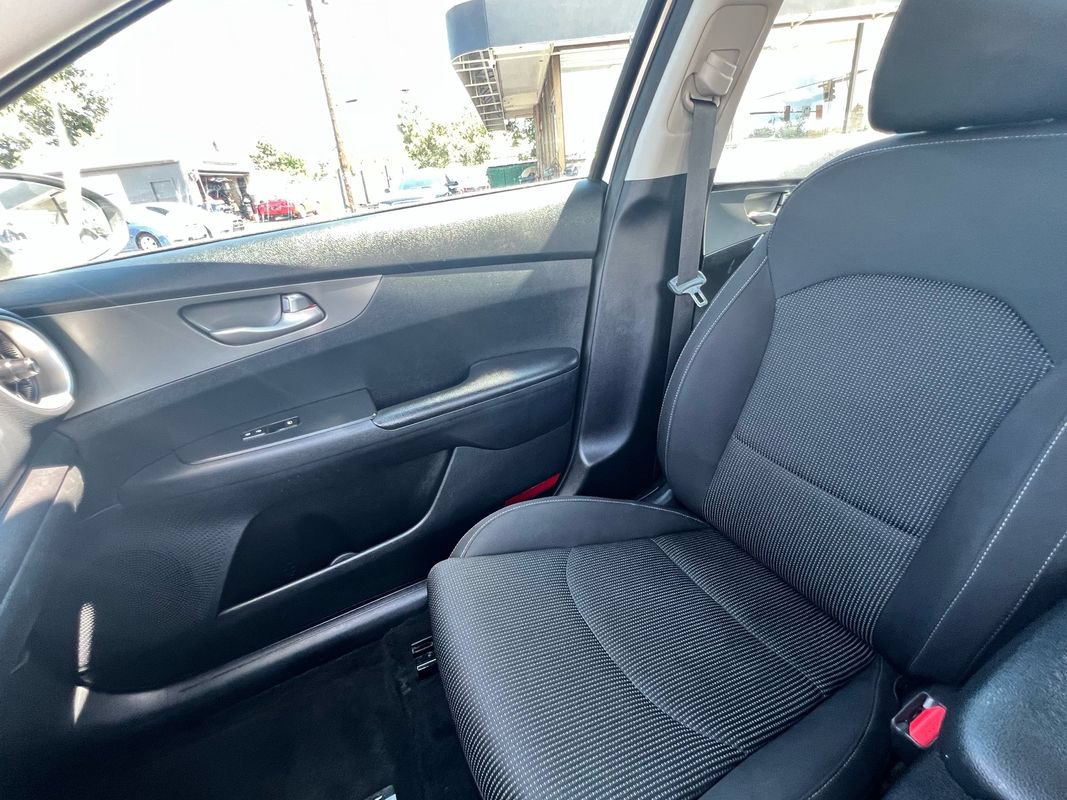 Used 2019 Kia Forte Sedan FWD image 23