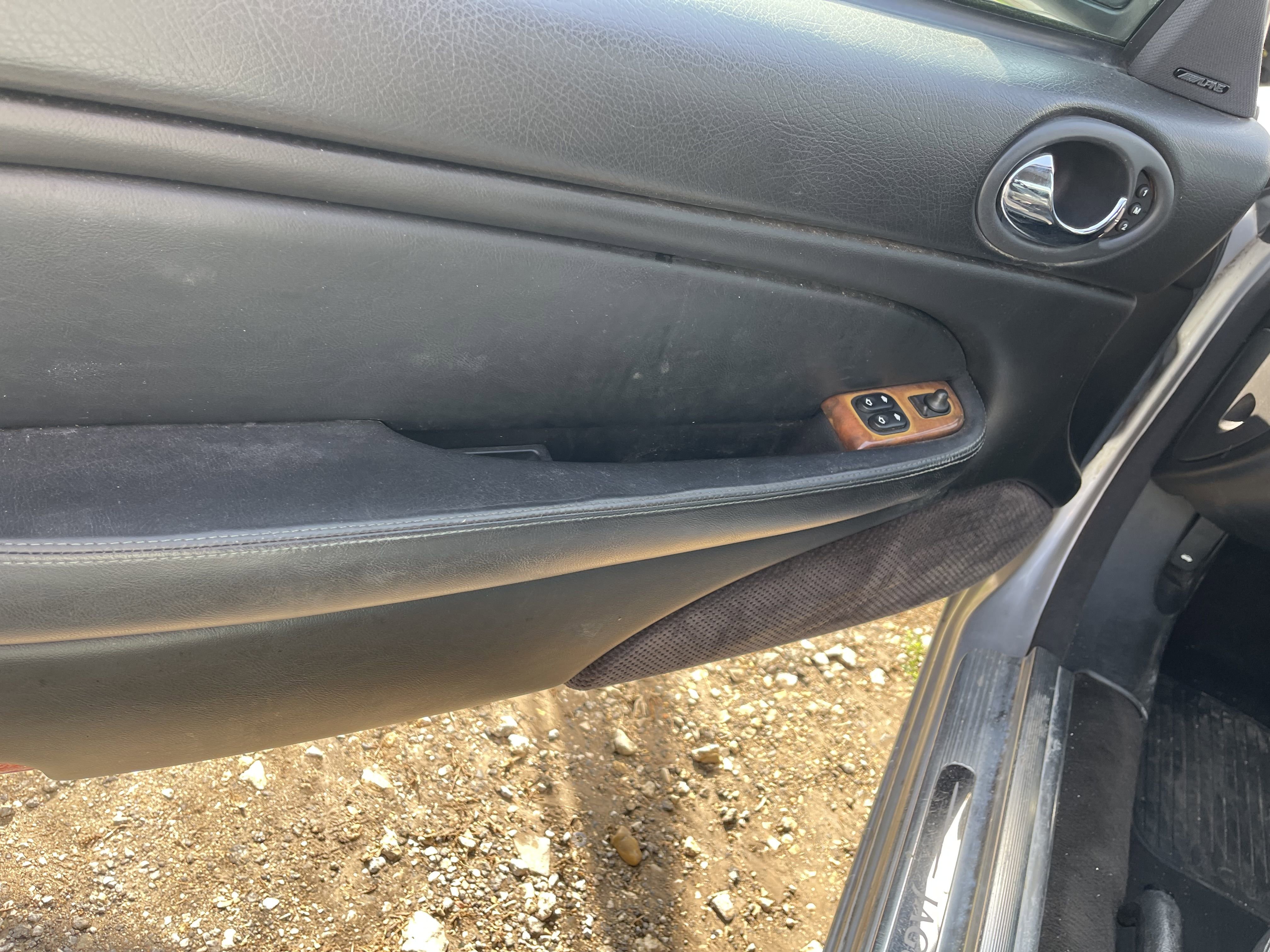 Used 2001 Jaguar XK8 Convertible image 9