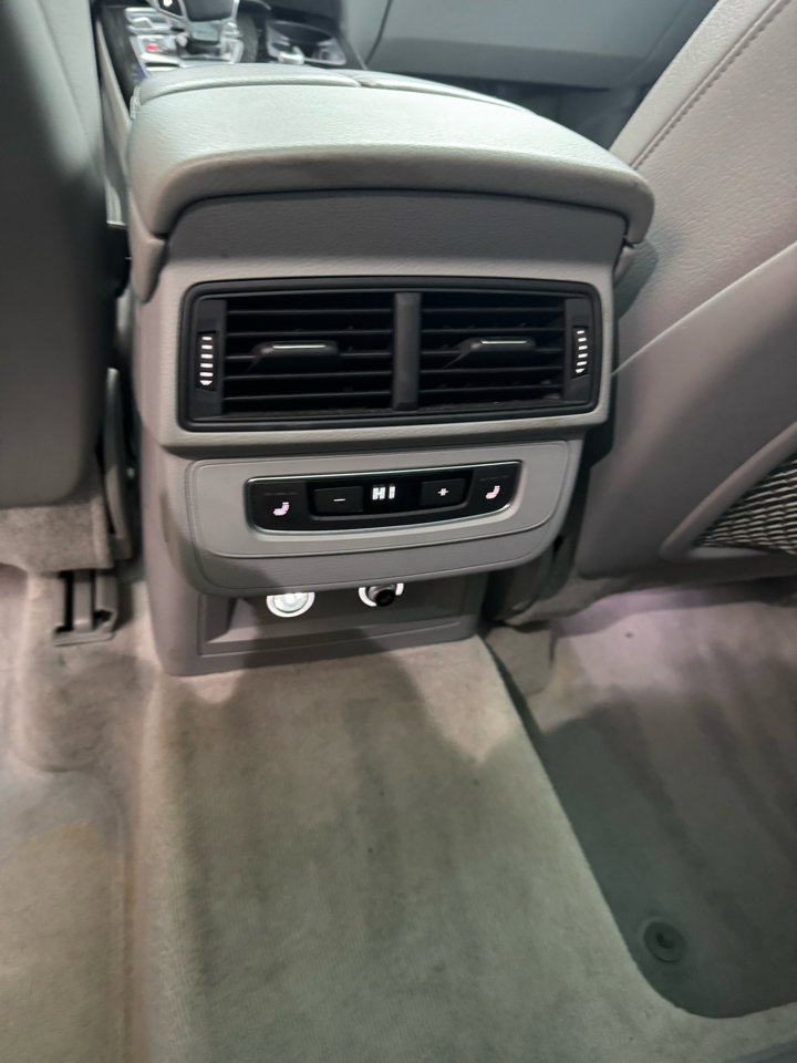 Used 2018 Audi Q7 3.0T Premium Plus w/ Premium Plus Package image 16