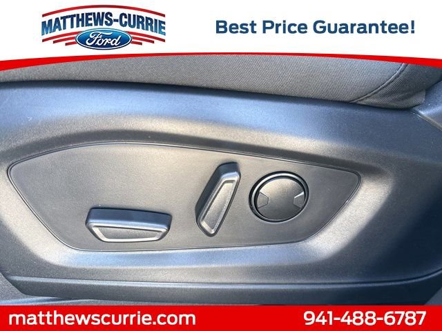 New 2026 Ford Explorer Active RWD image 10
