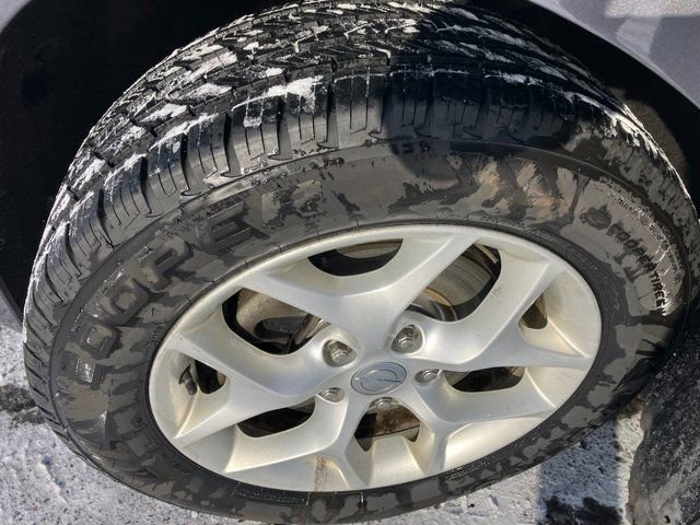 Used 2017 Chrysler Pacifica Touring-L w/ Tire & Wheel Group image 21