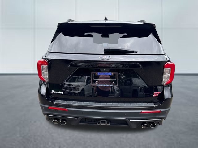 Used 2023 Ford Explorer ST w/ Technology Package AWD/4WD image 3