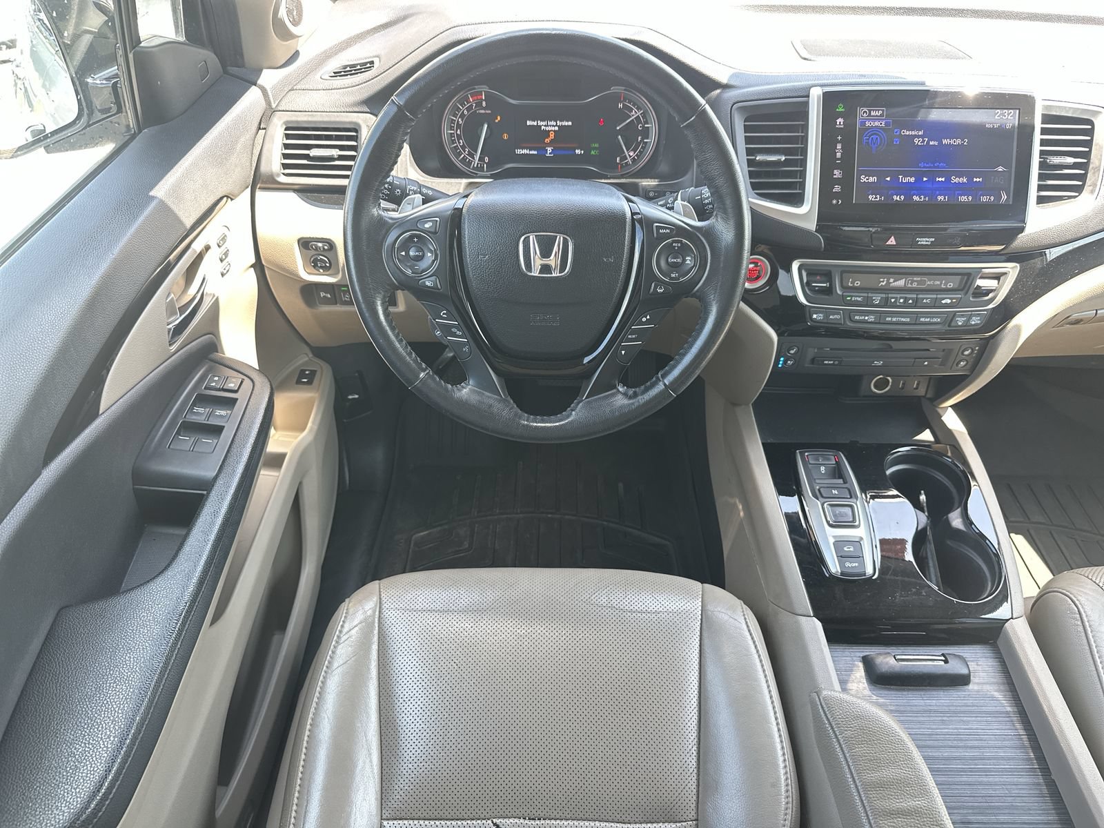 Used 2016 Honda Pilot Elite image 17