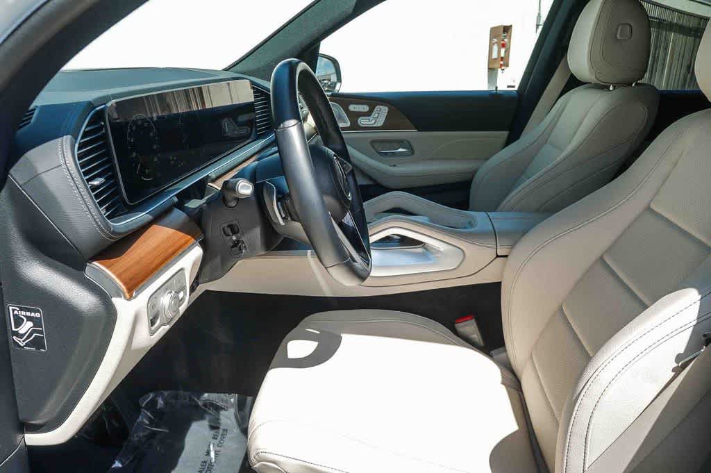 Used 2024 Mercedes-Benz GLS 450 4MATIC image 20