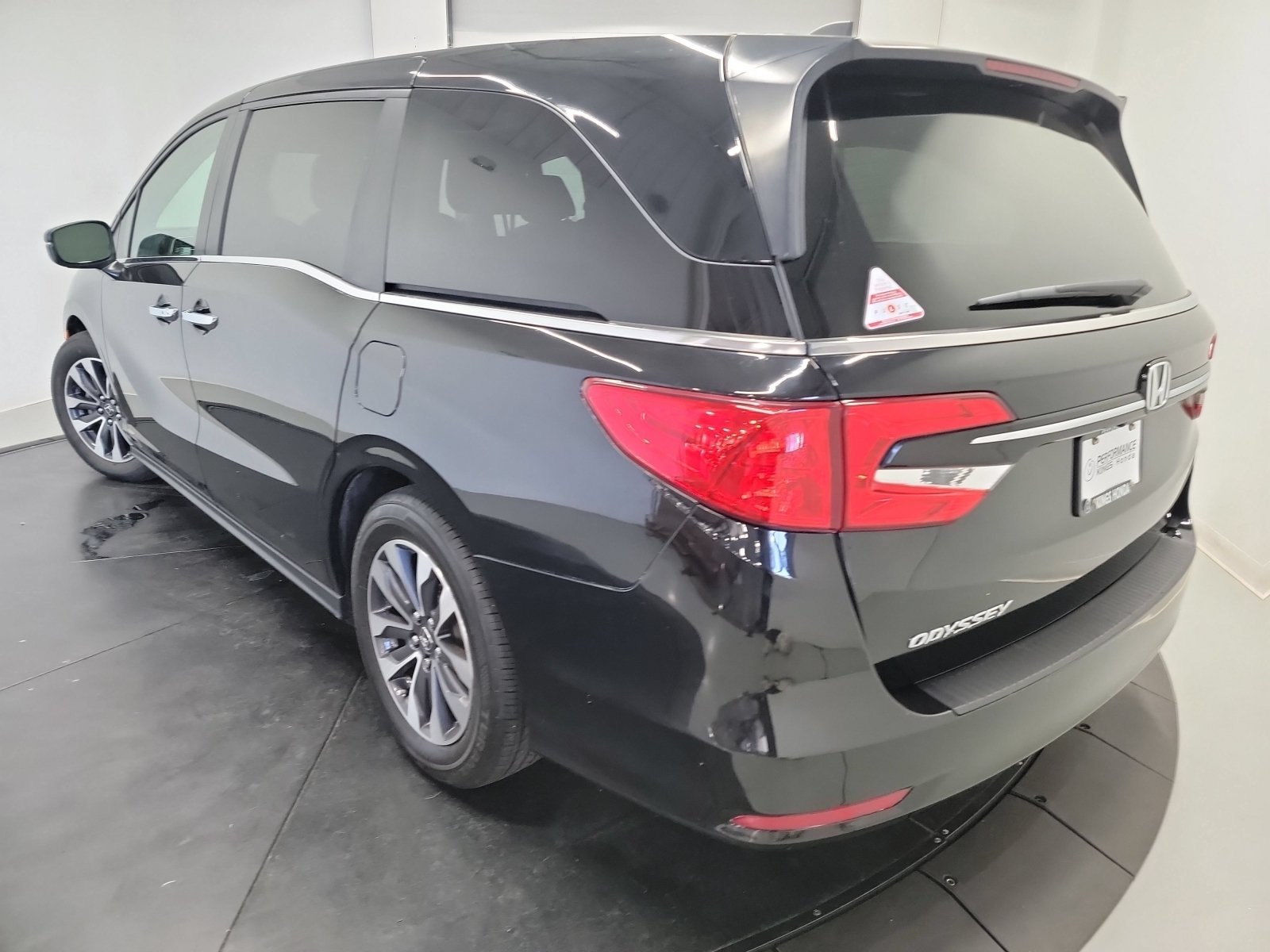Used 2023 Honda Odyssey EX-L image 6