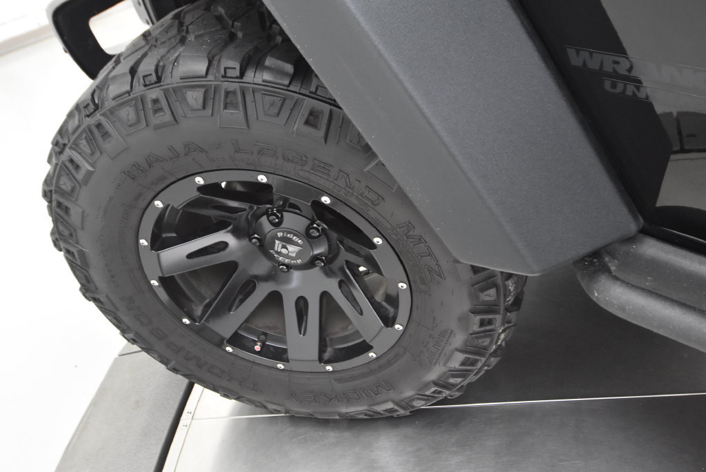 Used 2015 Jeep Wrangler Unlimited Rubicon AWD/4WD image 37