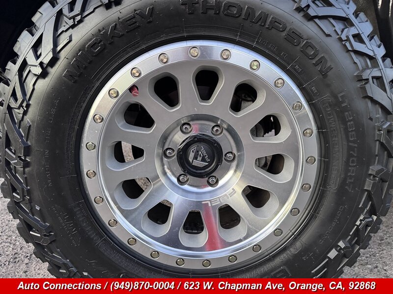 Used 2017 Toyota Tacoma TRD Off-Road w/ Tow Package (A/T) AWD/4WD image 38