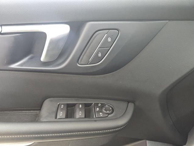 Used 2025 Buick Enclave Preferred image 26