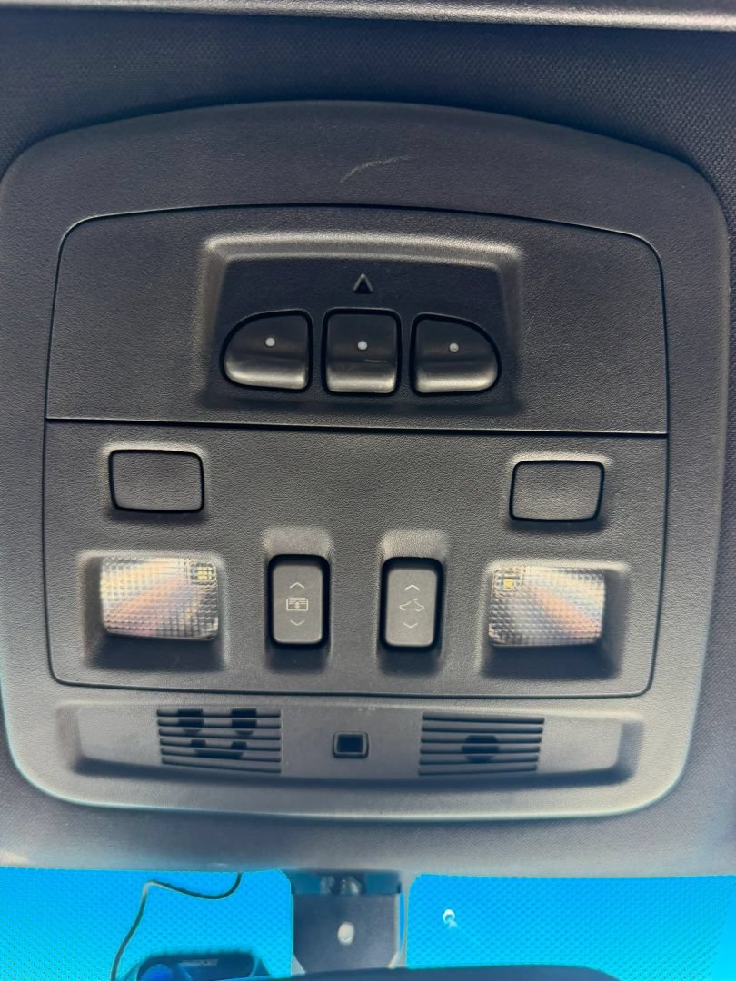 Used 2011 Cadillac CTS V w/ Wood Trim Package RWD image 26