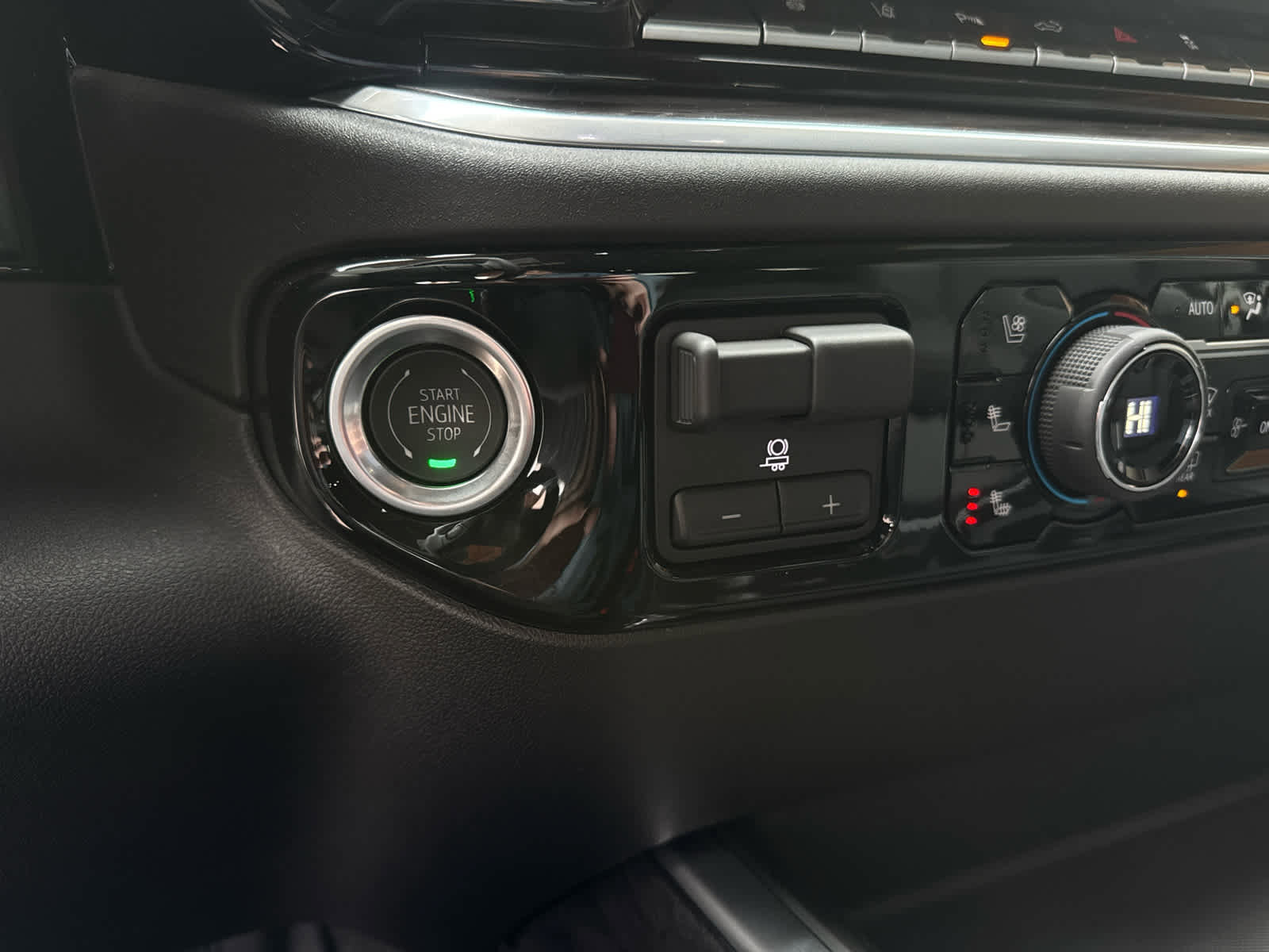 New 2026 Chevrolet Silverado 2500 LTZ w/ LTZ Plus Package image 21