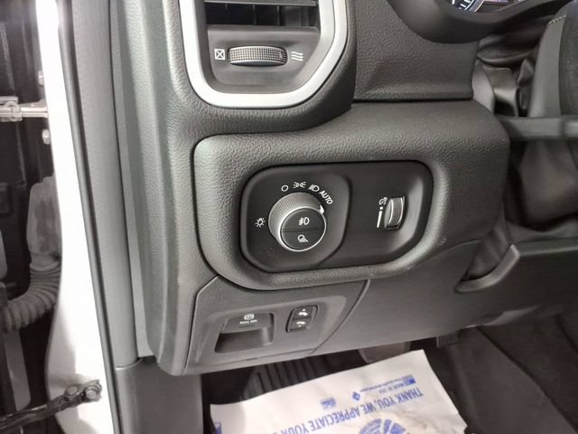 Used 2023 RAM 1500 Big Horn AWD/4WD image 16