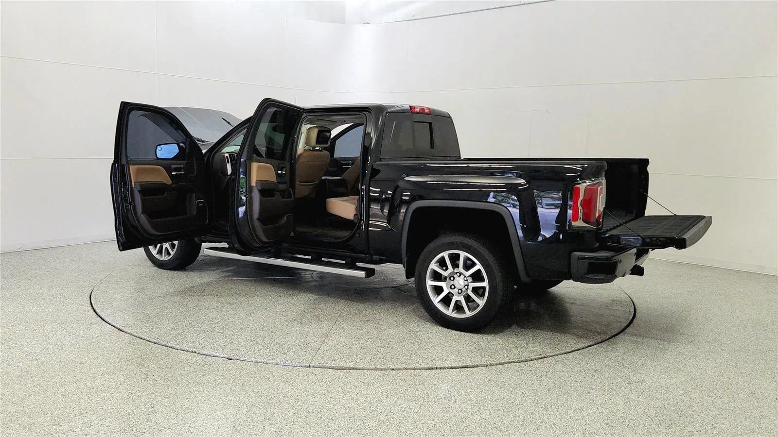 Used 2017 GMC Sierra 1500 Denali AWD/4WD image 11
