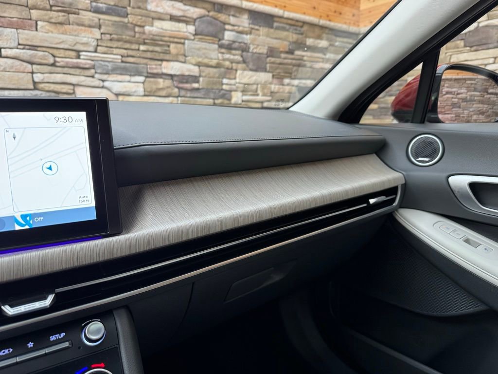 Used 2024 Hyundai Sonata Limited image 38