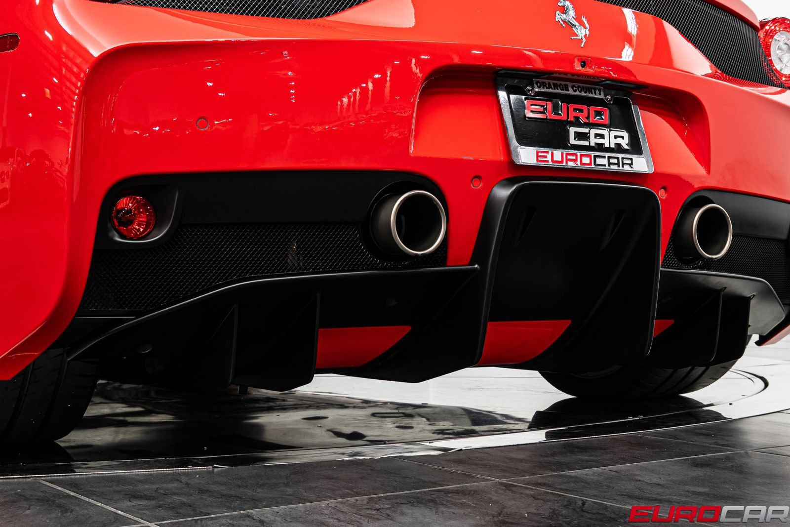 Used 2015 Ferrari 458 Speciale Coupe RWD image 26