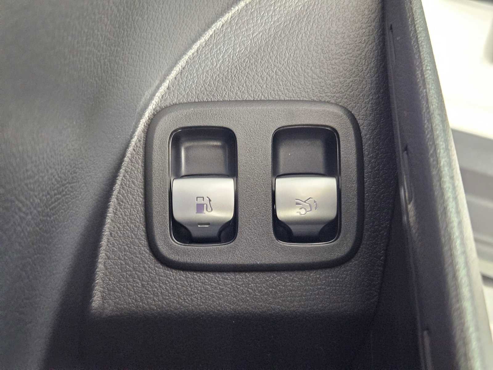 New 2025 Mercedes-Benz GLC 63 AMG S image 40