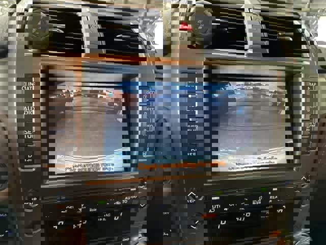 Used 2012 Lexus GX 460 w/ Comfort Plus Pkg image 12