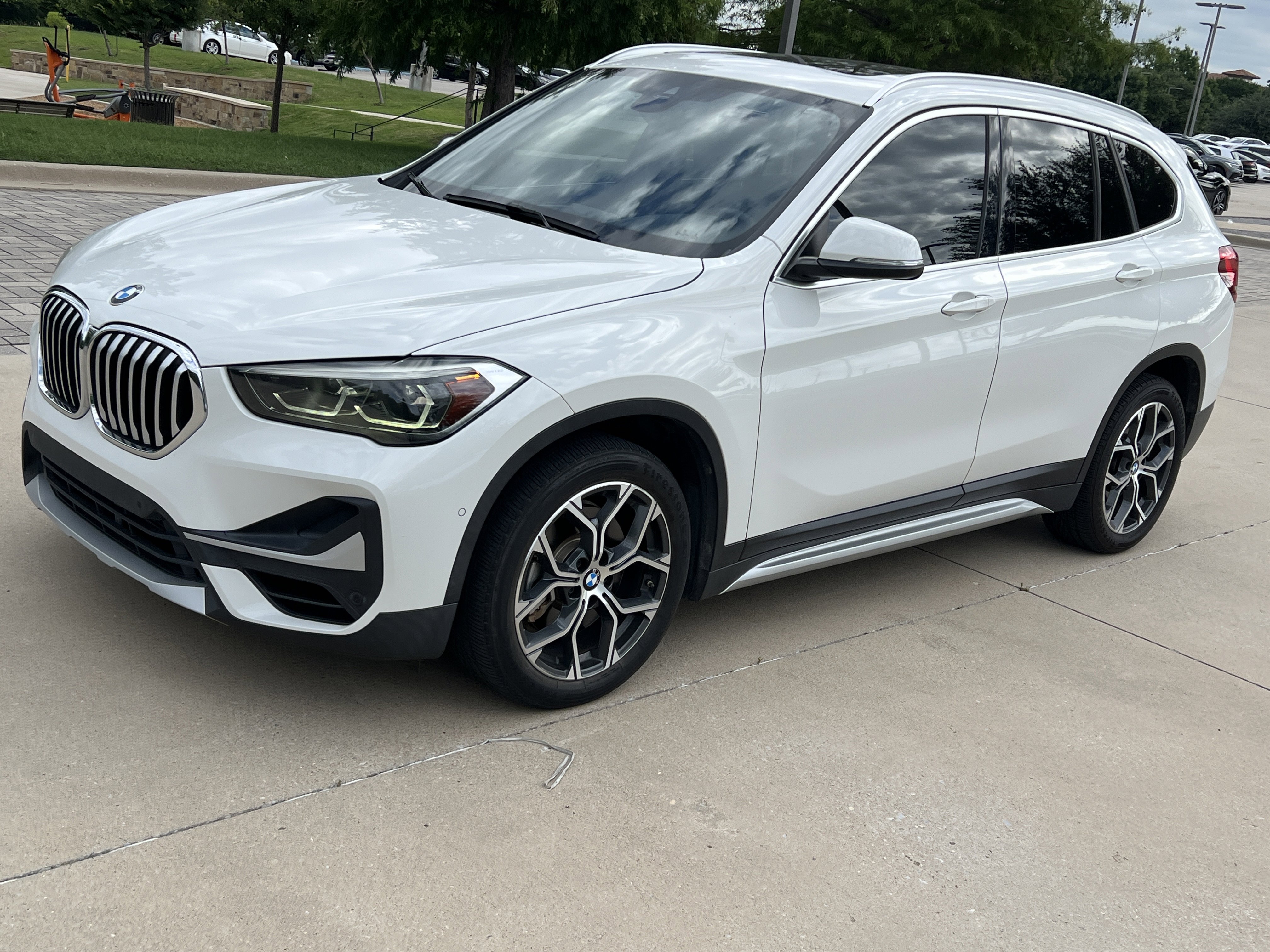 Used 2021 BMW X1 sDrive28i w/ Premium Package FWD image 5