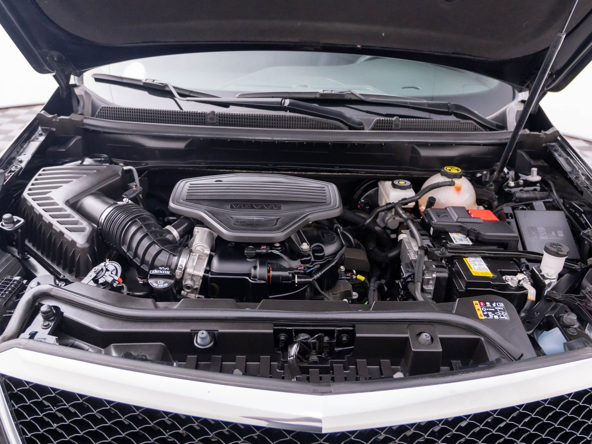 Used 2022 Cadillac XT5 Sportv w/ LPO, Floor Liner Package AWD/4WD image 34