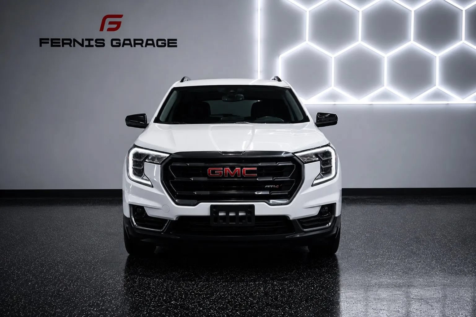 Used 2024 GMC Terrain AT4 AWD/4WD image 3