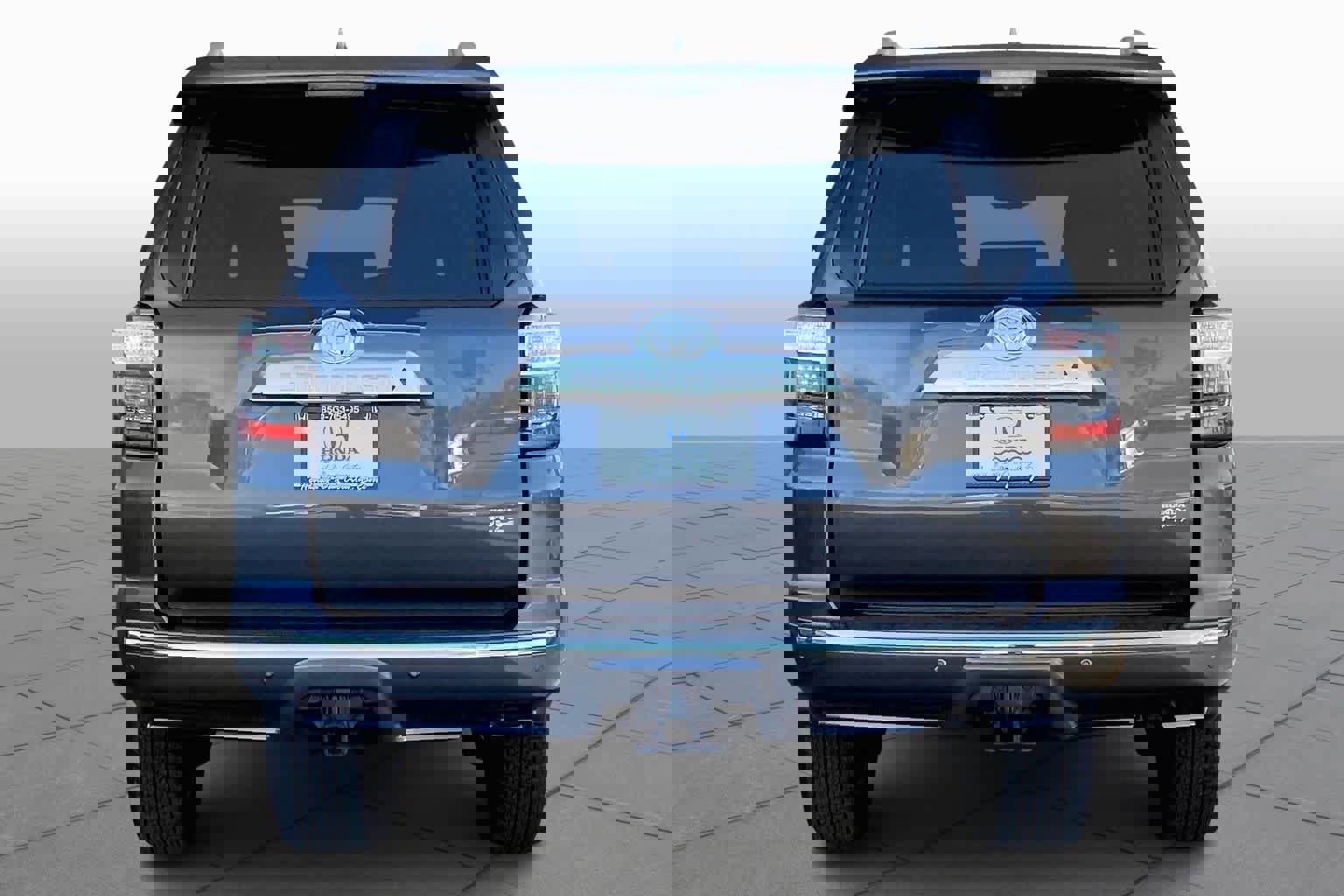 Used 2023 Toyota 4Runner Limited image 4