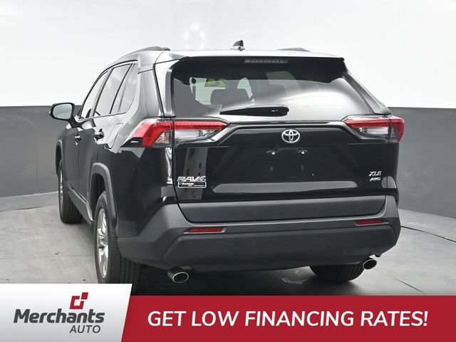 Used 2024 Toyota RAV4 XLE w/ Weather Package AWD/4WD image 5