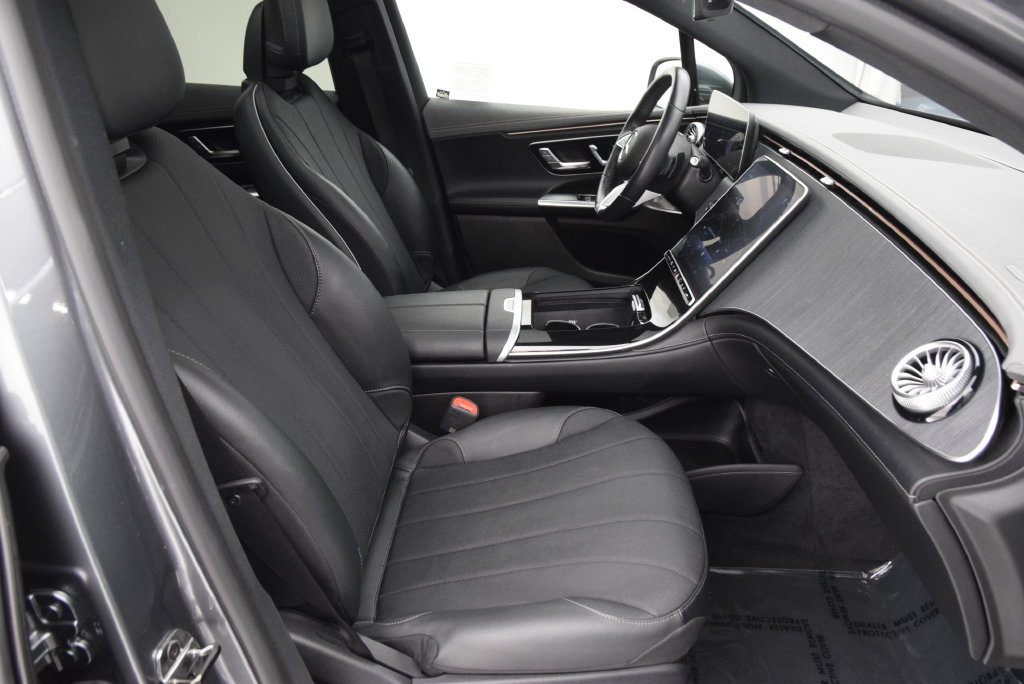 Used 2024 Mercedes-Benz EQE 350+ SUV image 16