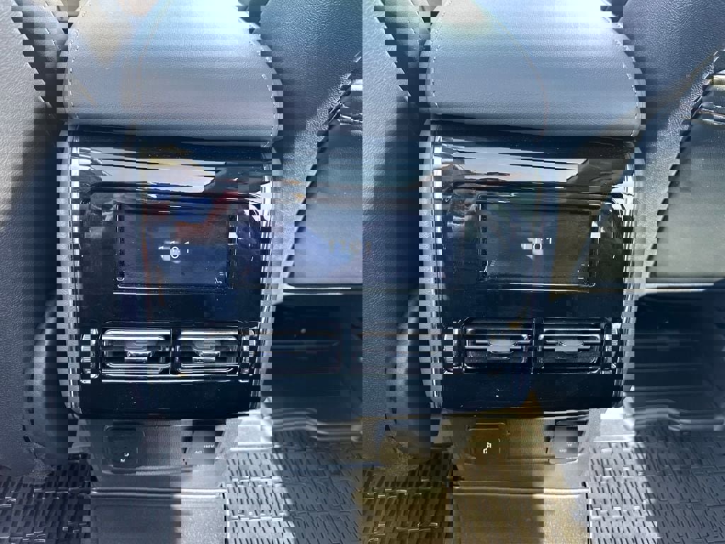 Used 2025 Lincoln Aviator Reserve w/ Equipment Group 201A image 19