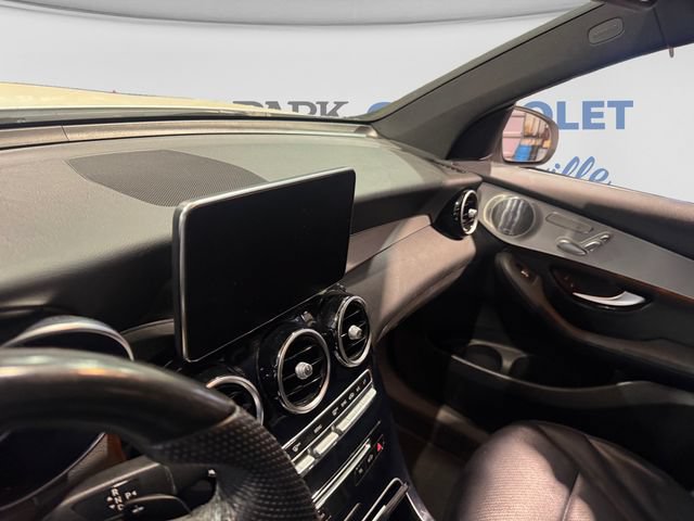 Used 2017 Mercedes-Benz GLC 300 4MATIC image 10