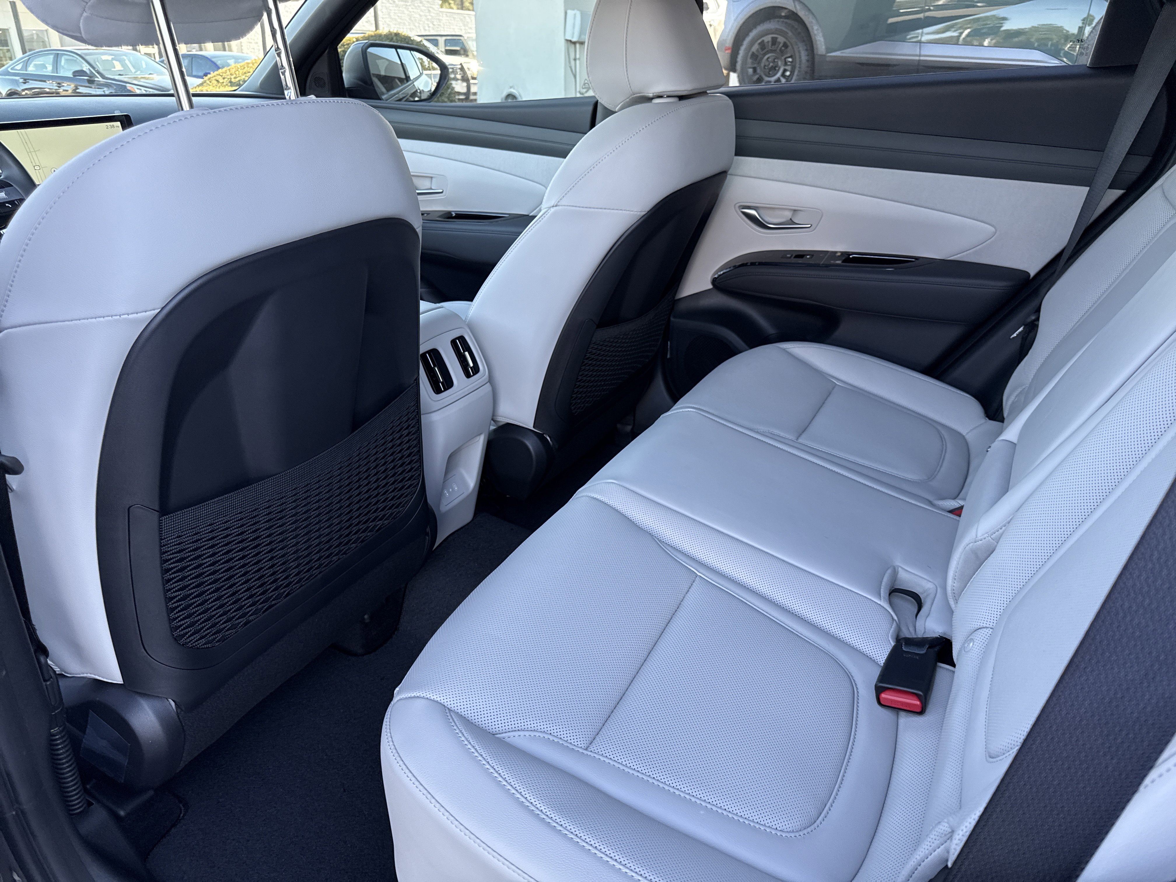 New 2026 Hyundai Tucson Limited w/ Tow & Go Package image 13