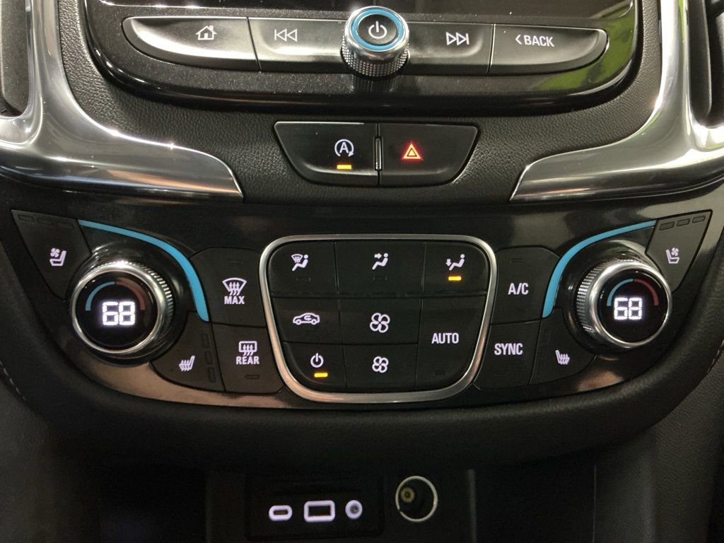 Used 2023 Chevrolet Equinox Premier image 21