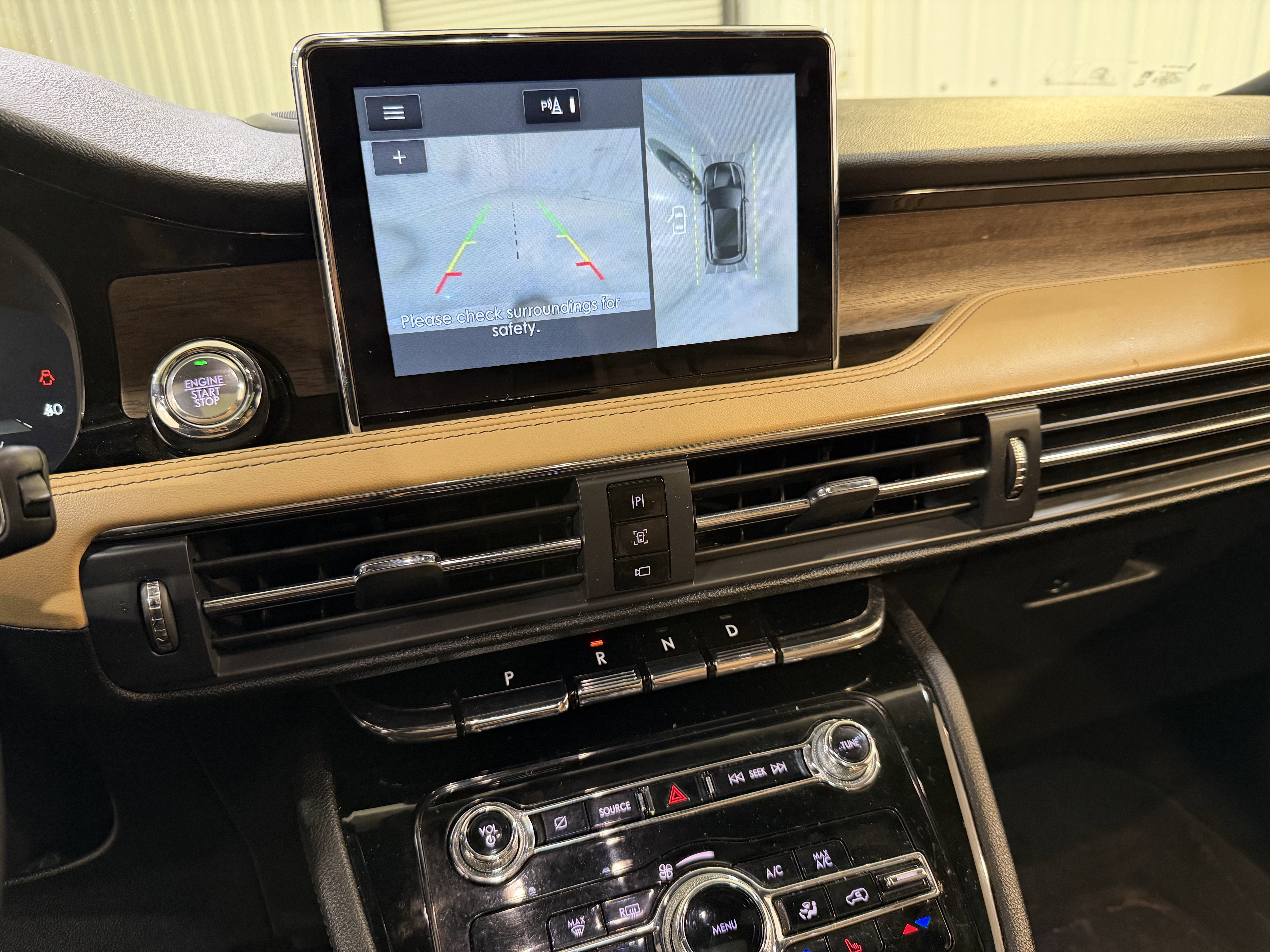 Used 2021 Lincoln Corsair Reserve w/ Equipment Group 201A FWD image 19