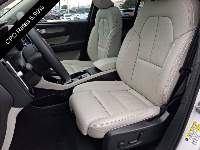 Certified 2024 Volvo XC40 B5 Ultimate w/ Climate Package AWD/4WD image 16
