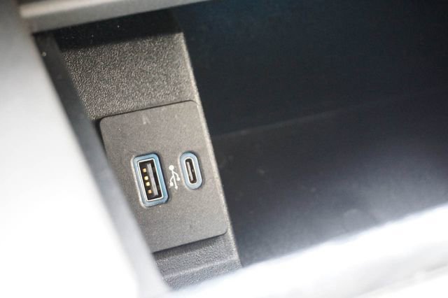 Used 2021 Ford Expedition Max XLT image 27