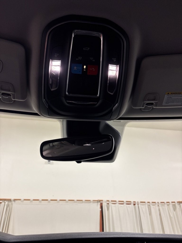 Used 2022 Jeep Grand Cherokee L Limited image 15