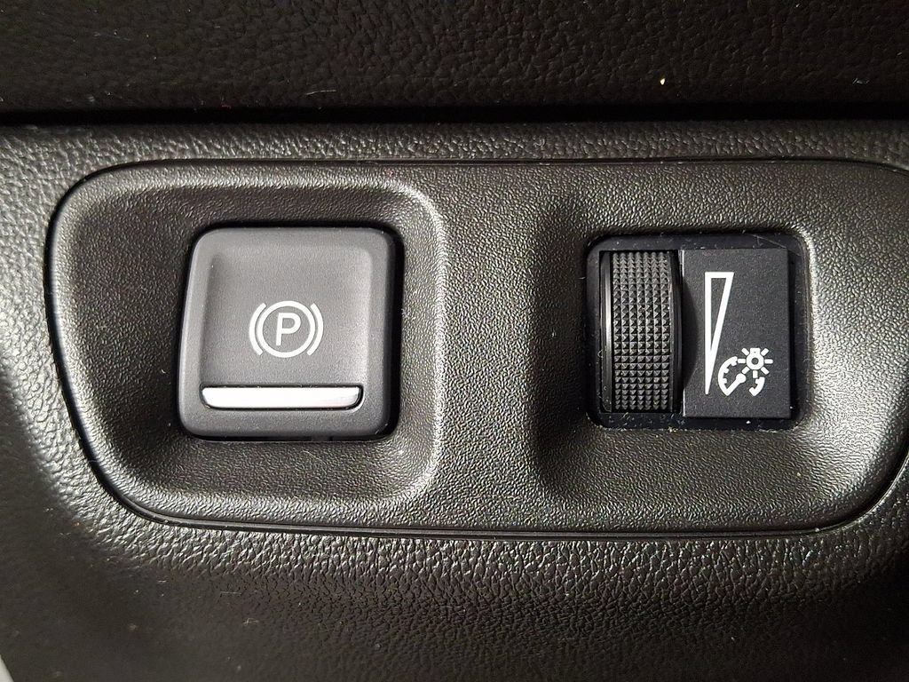 Used 2020 GMC Acadia SLE w/ LPO, Floor Liner Package FWD image 23