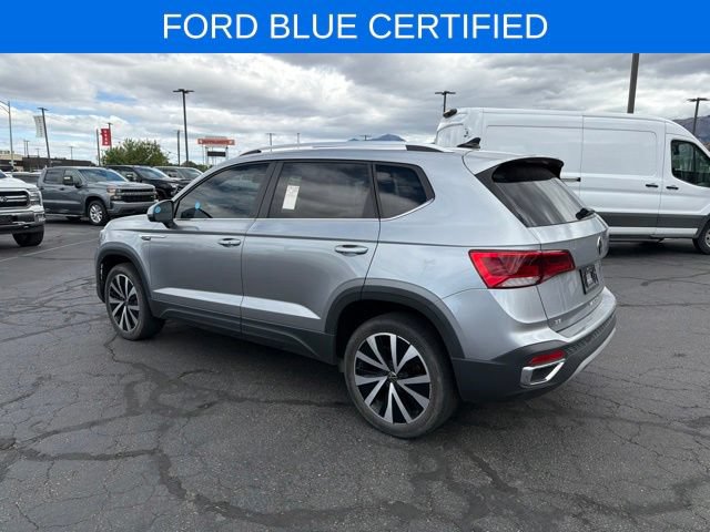 Used 2022 Volkswagen Taos SE FWD image 11