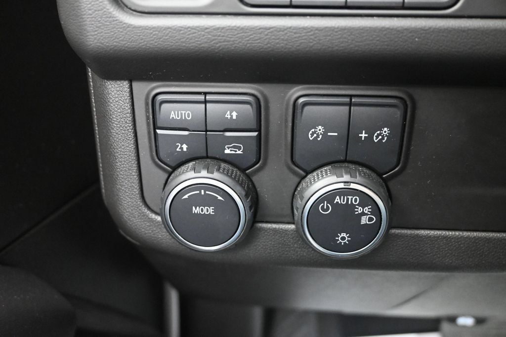 Used 2021 Chevrolet Tahoe LT AWD/4WD image 29