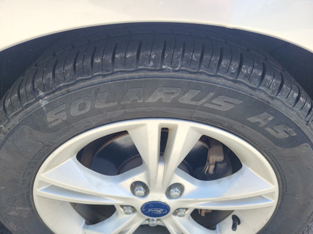 Used 2014 Ford Focus SE FWD image 7