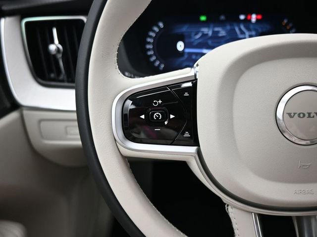 New 2026 Volvo XC60 B5 Ultra w/ Protection Package Premier image 25
