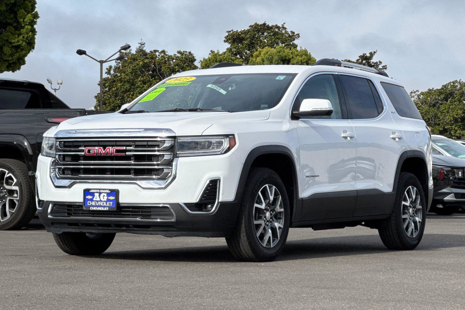 Used 2023 GMC Acadia SLT image 9