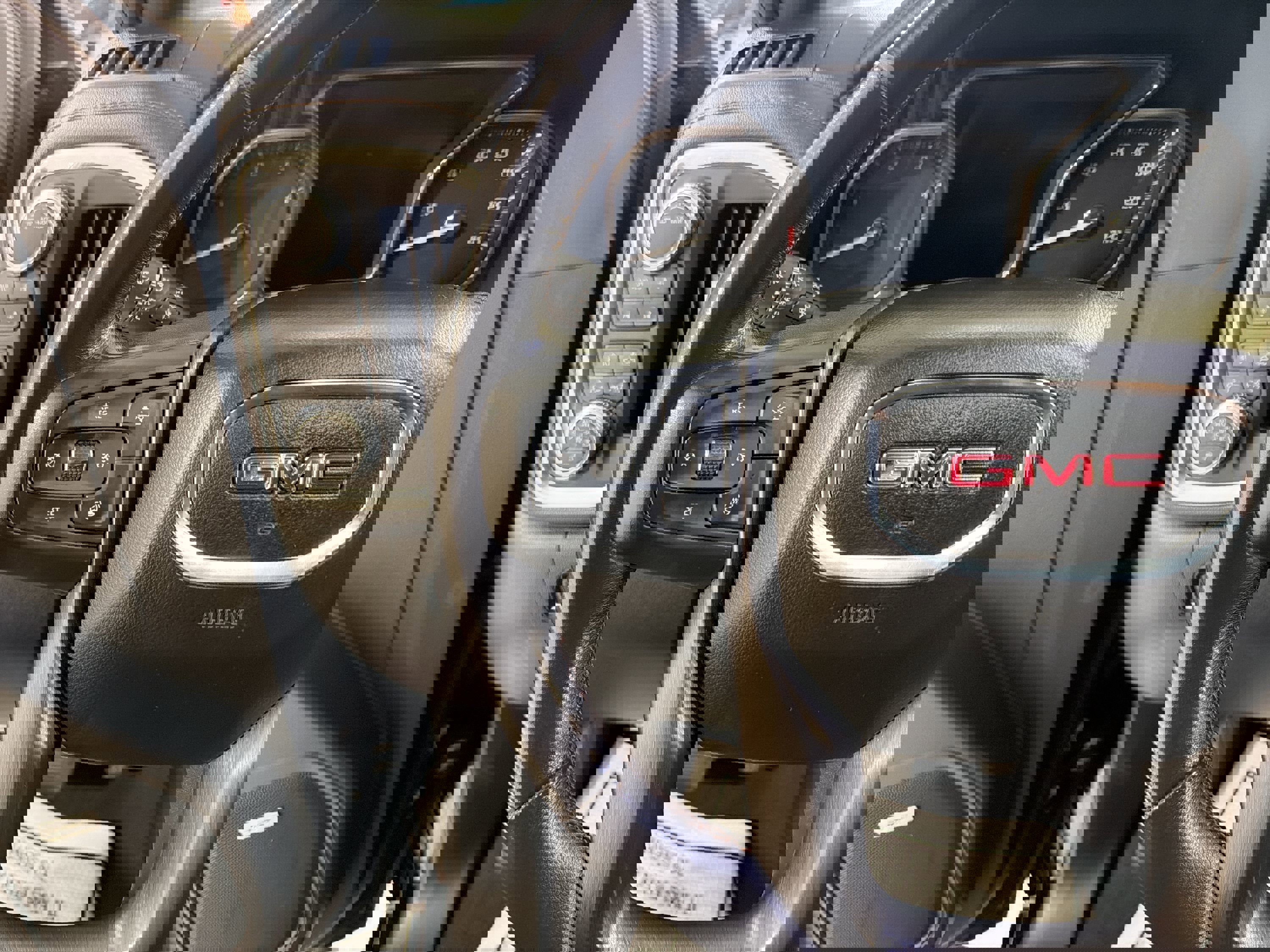 Used 2020 GMC Sierra 2500 AT4 w/ AT4 Premium Package image 14