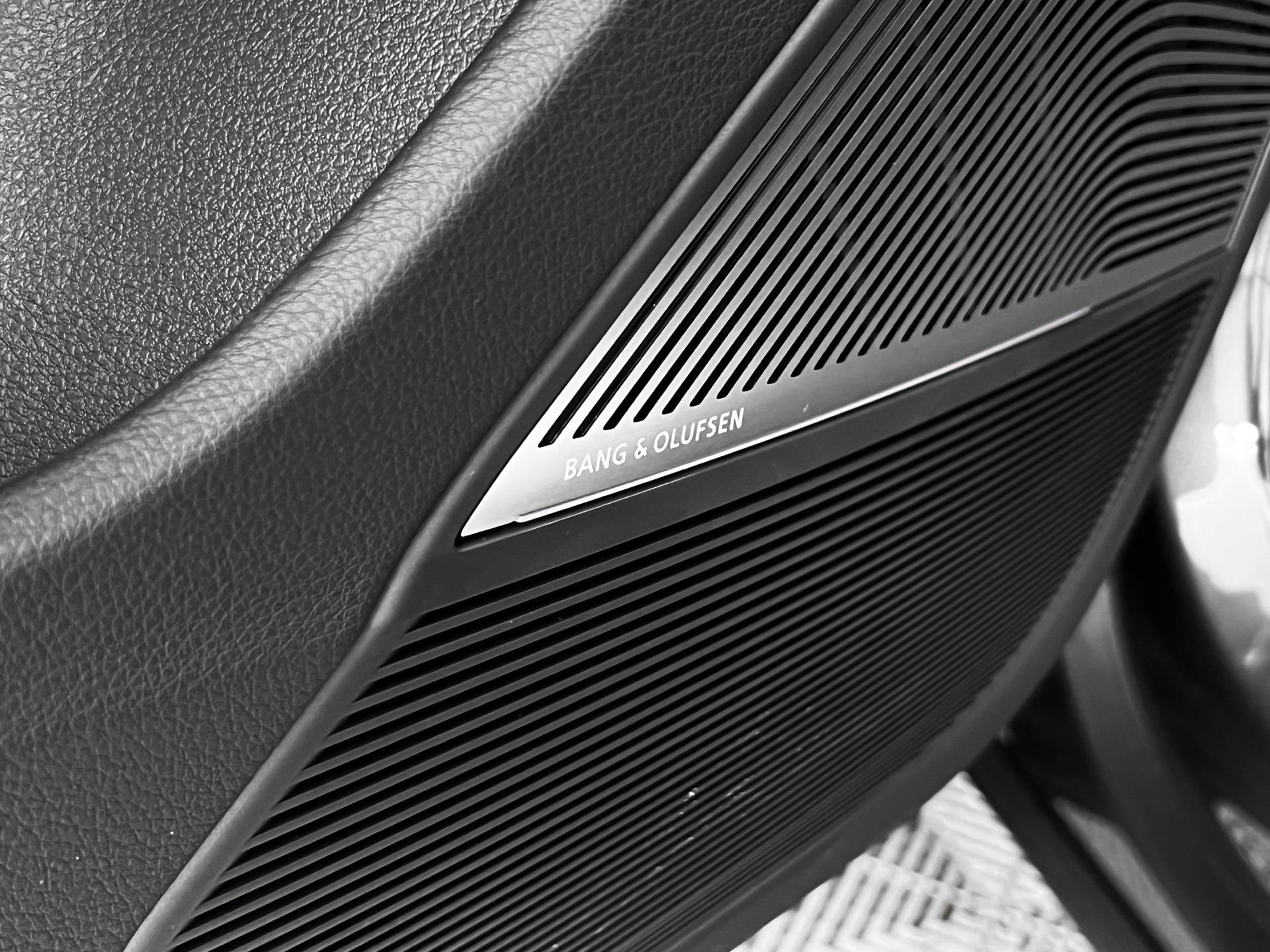 New 2026 Audi SQ7 Prestige image 24