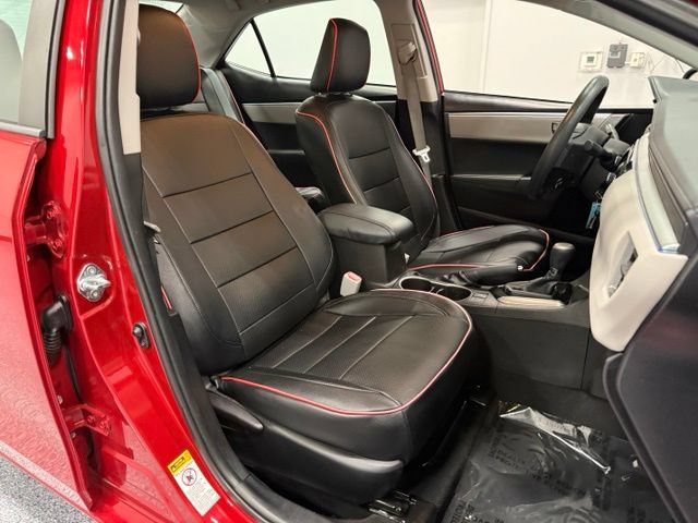 Used 2016 Toyota Corolla LE FWD image 33