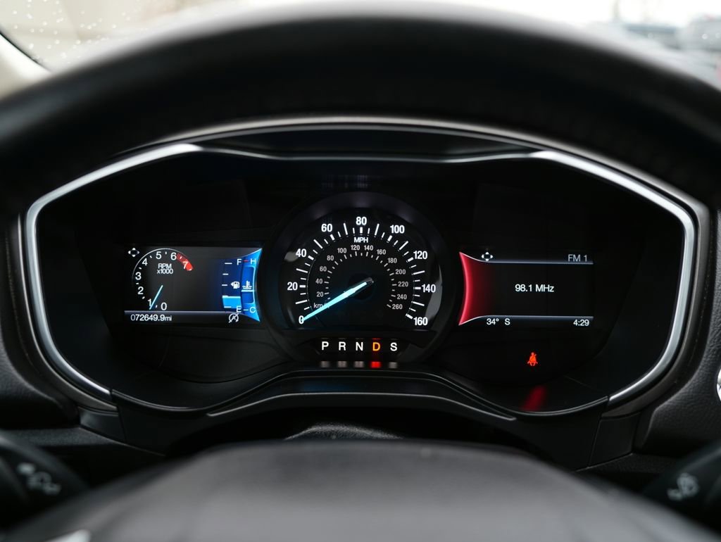 Used 2019 Ford Fusion SE w/ Equipment Group 151A image 12