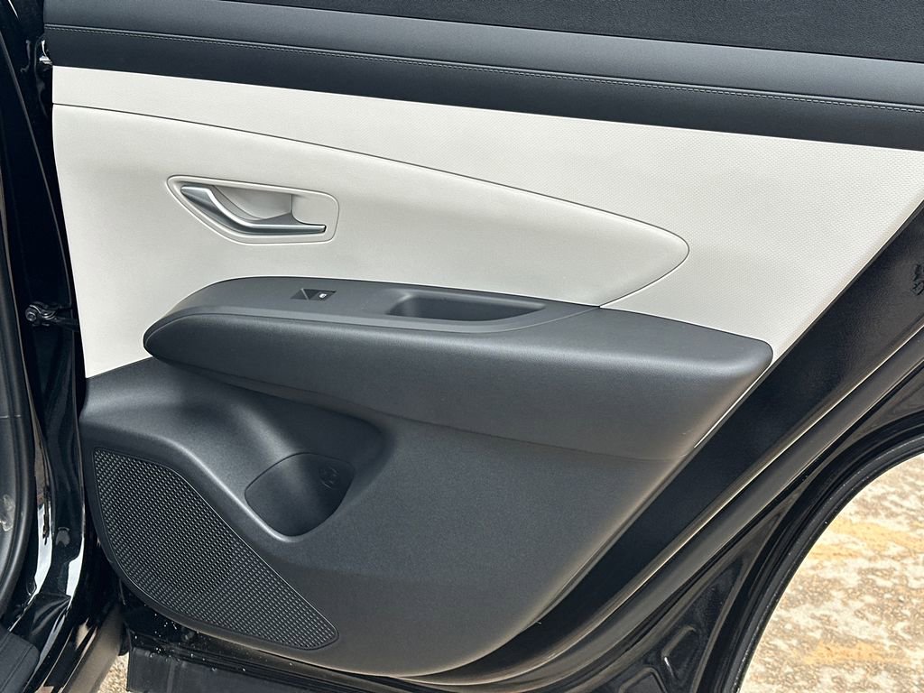 New 2026 Hyundai Tucson SEL image 16